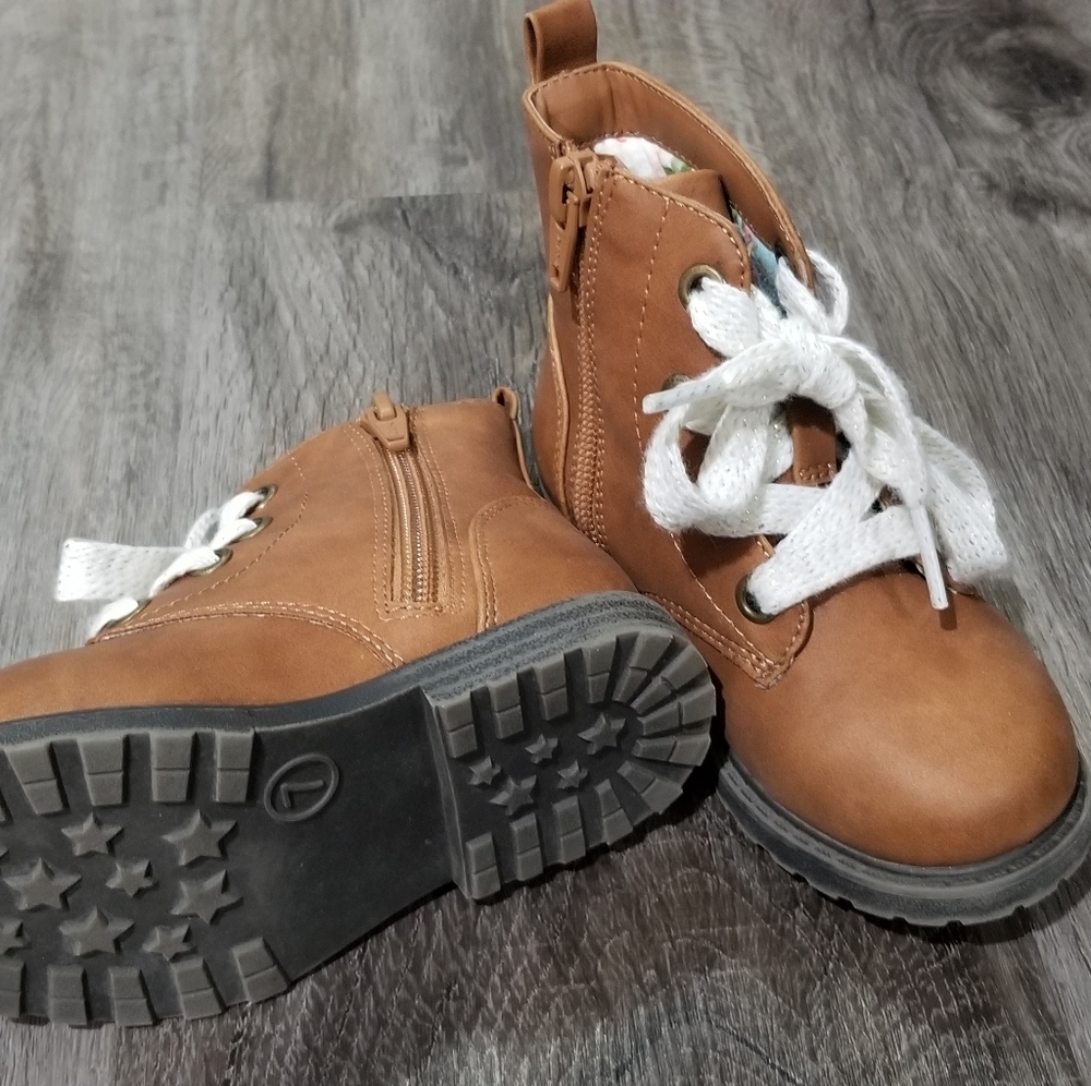 Kid's boots